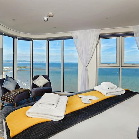 סוואנסי Just Stay Wales - Meridian Quay Penthouses מראה חיצוני תמונה