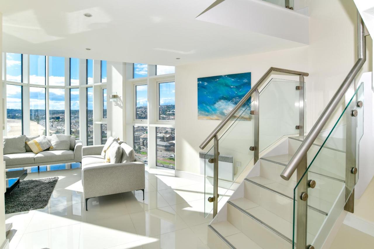 סוואנסי Just Stay Wales - Meridian Quay Penthouses מראה חיצוני תמונה