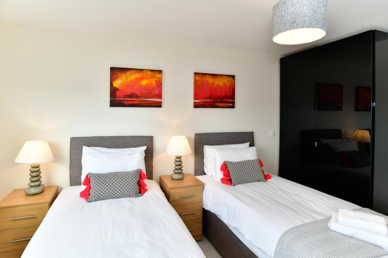 סוואנסי Just Stay Wales - Meridian Quay Penthouses מראה חיצוני תמונה