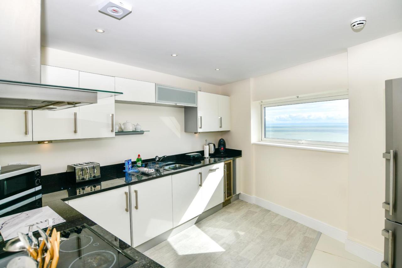 סוואנסי Just Stay Wales - Meridian Quay Penthouses מראה חיצוני תמונה