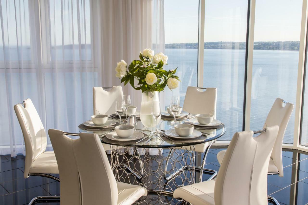 סוואנסי Just Stay Wales - Meridian Quay Penthouses מראה חיצוני תמונה