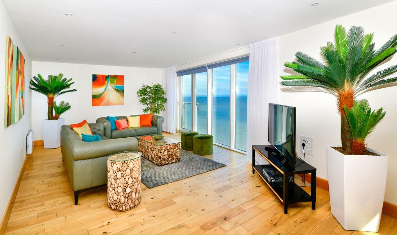 סוואנסי Just Stay Wales - Meridian Quay Penthouses מראה חיצוני תמונה