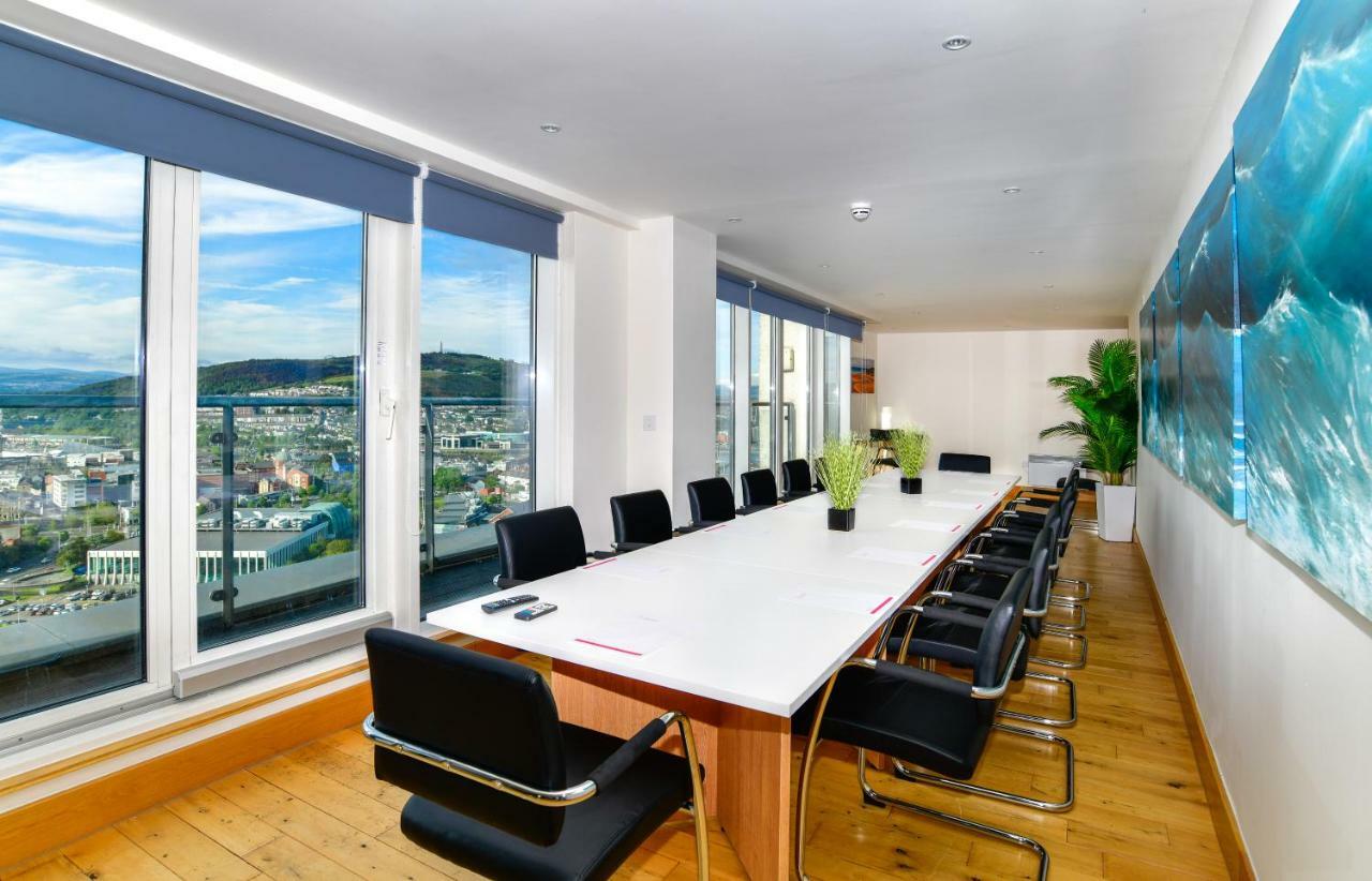 סוואנסי Just Stay Wales - Meridian Quay Penthouses מראה חיצוני תמונה